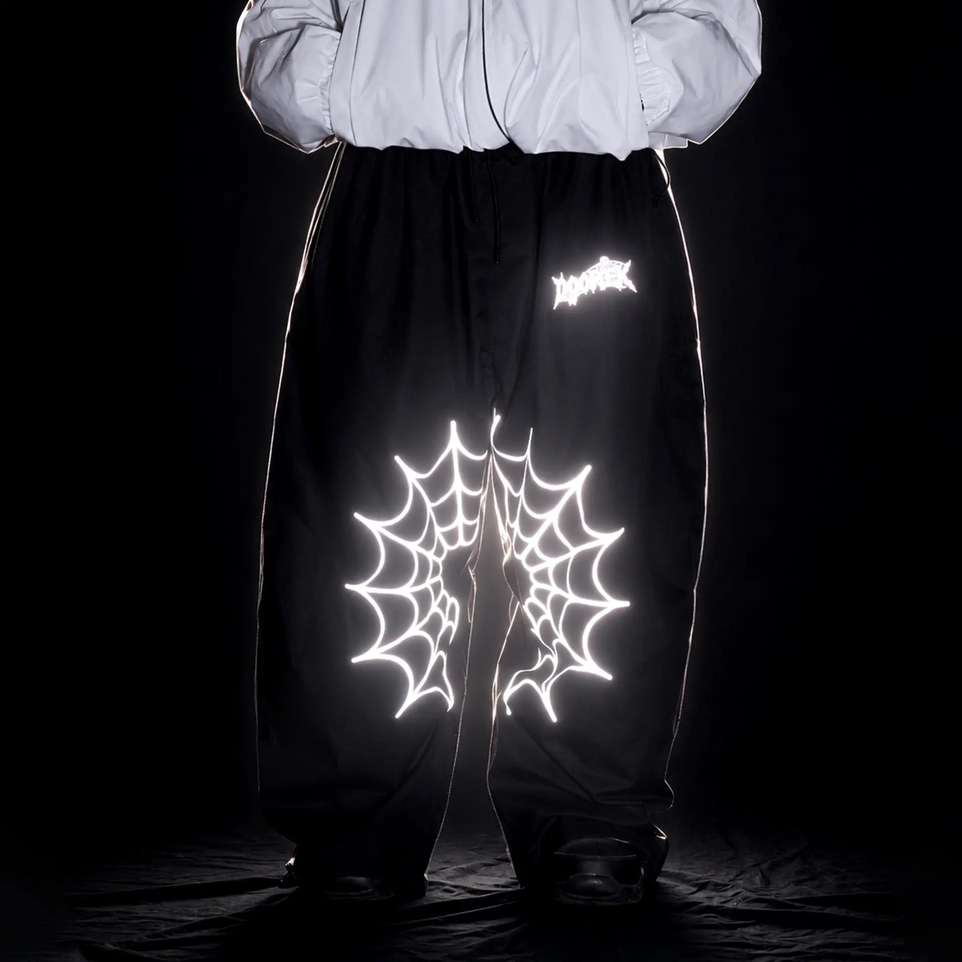 DOOREK Shadow Web Reflective Baggy Snow Pants - Unisex – Doorek