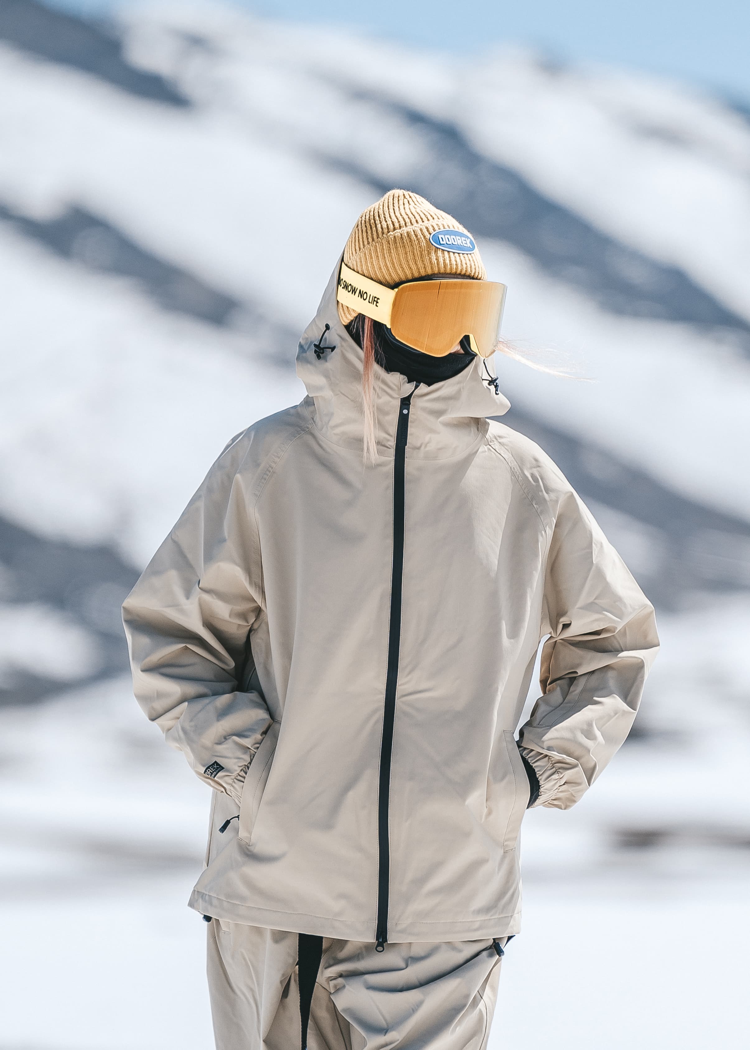 DOOREK New Single Board Double Board Ski Jacket for Men's and Women's Loose fit. Windproof. Waterproof. All-day comfort.