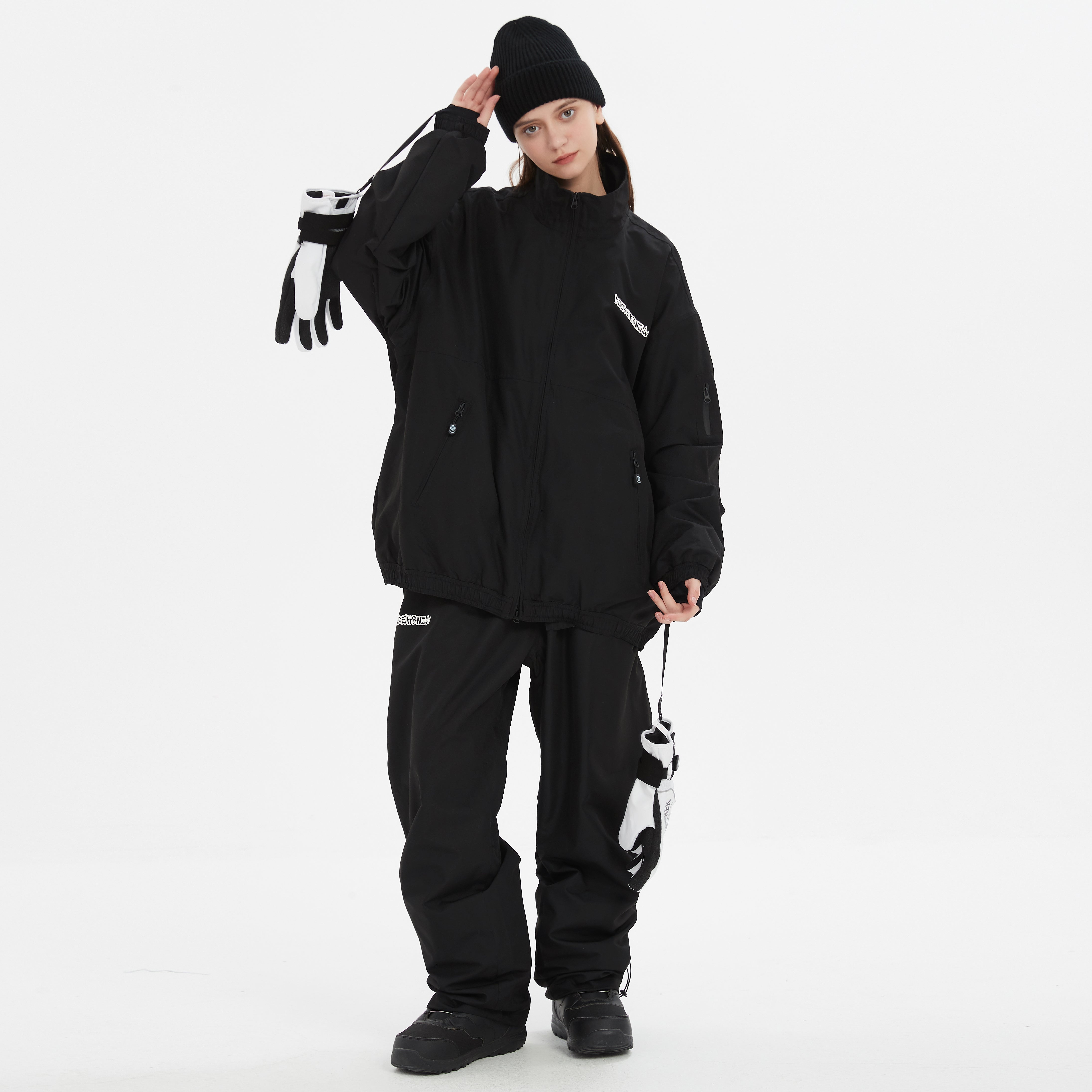 DOOREk Black Ski Suit Ensemble: Stay Warm and Stylish with a Stand-Up Collar - No Hood Needed!